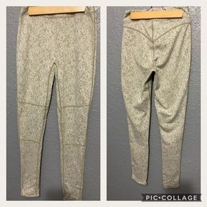 Gymshark Fleur Texture SMALL leggings *green*